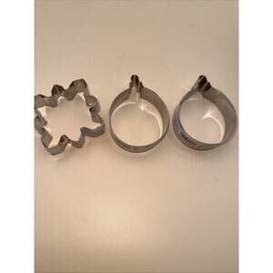 Set Of 3 MAKERY Metal Cookie Cutters Snowflake ORNAMENT Christmas